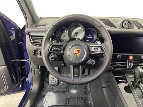 New 2025 Porsche Macan S image 36