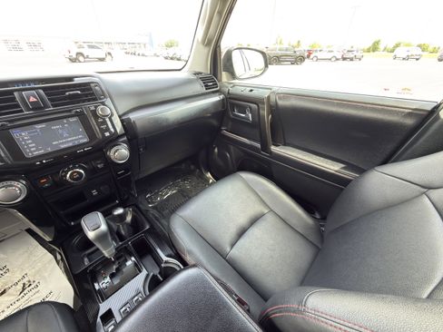 Used 2019 Toyota 4Runner TRD Pro AWD/4WD image 29