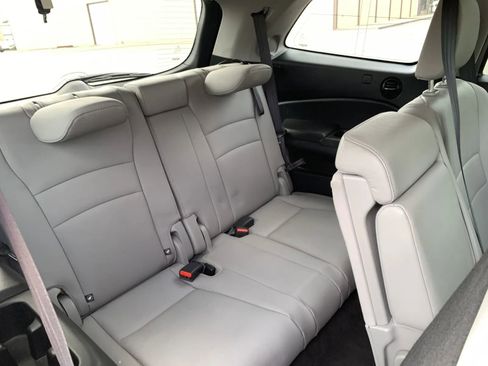 Used 2017 Honda Pilot Touring image 35