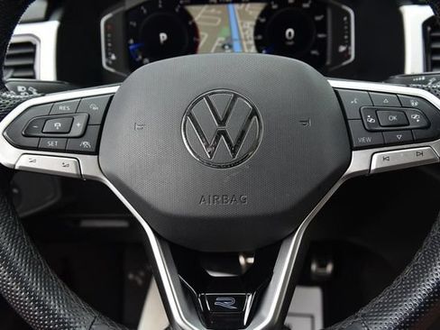 Used 2022 Volkswagen Atlas SEL Premium AWD/4WD image 18