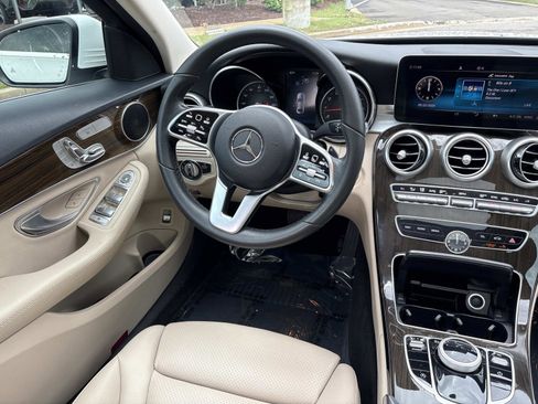 Used 2019 Mercedes-Benz C 300 Sedan image 27