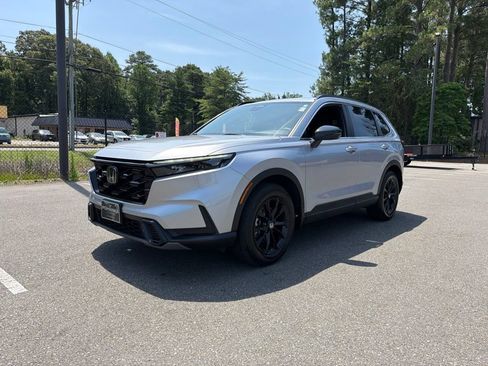 Used 2025 Honda CR-V Sport image 2