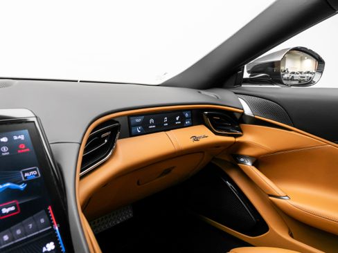 Certified 2024 Ferrari Roma image 29