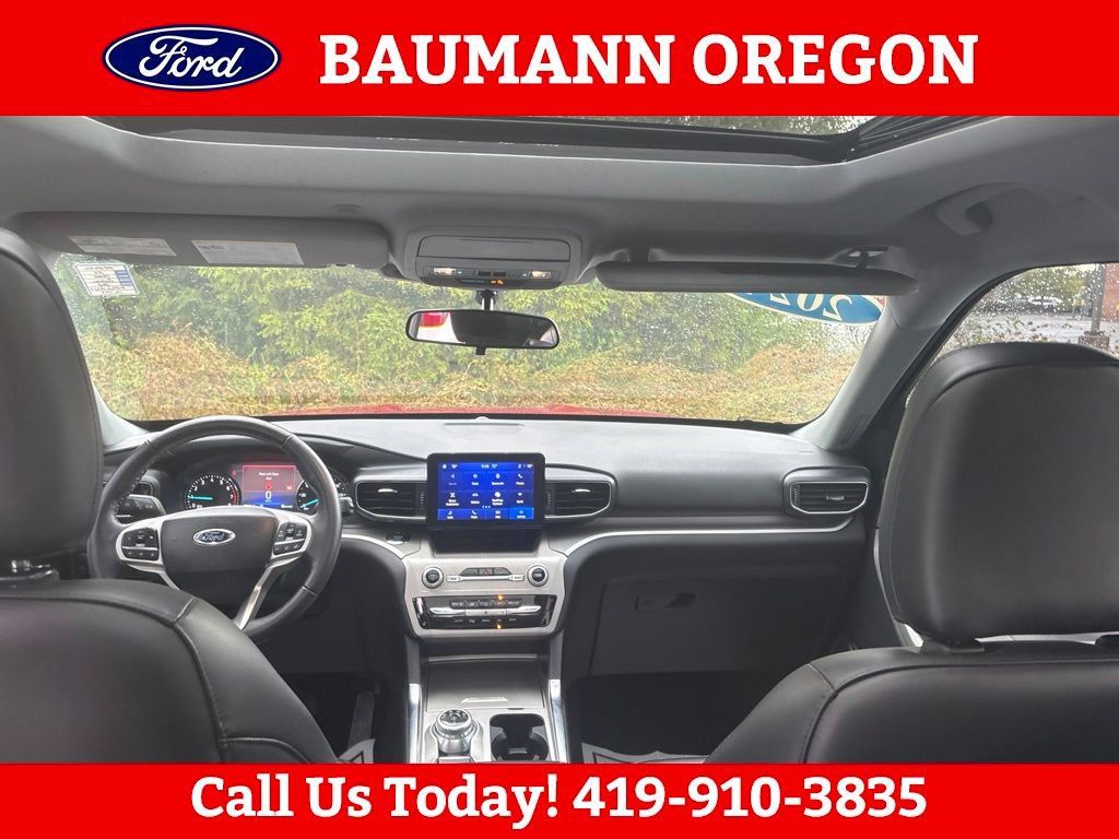 Used 2024 Ford Explorer XLT w/ Equipment Group 202A AWD/4WD image 16