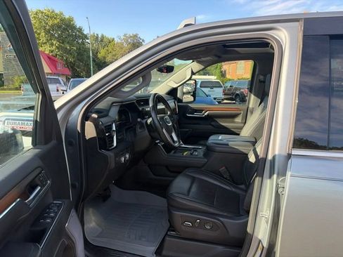 Used 2024 GMC Sierra 3500 Denali w/ Denali Reserve Package AWD/4WD image 12