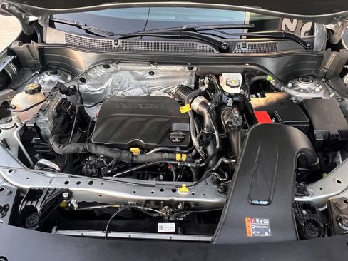 Used 2024 Chevrolet Trax RS image 17