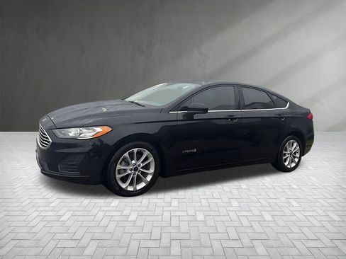 Certified 2019 Ford Fusion SE image 7
