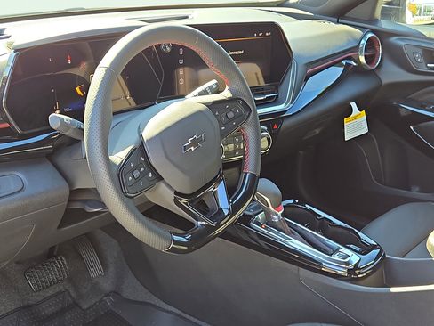 New 2026 Chevrolet Trax RS w/ Driver Confidence Package image 11