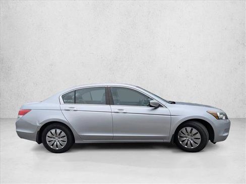 Used 2009 Honda Accord LX image 4