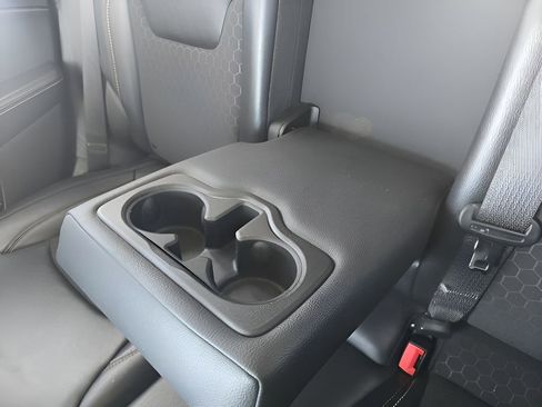 Used 2019 Jeep Compass Latitude image 29