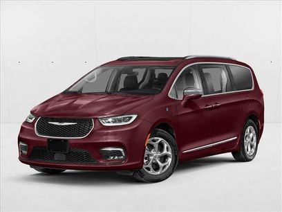 Used 2023 Chrysler Pacifica Pinnacle