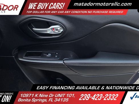 Used 2015 Jeep Cherokee Limited w/ Luxury Group FWD image 16