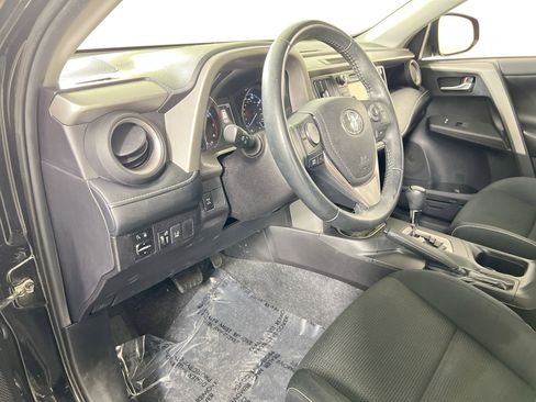 Used 2018 Toyota RAV4 XLE w/ Plus Extra Value Package image 9