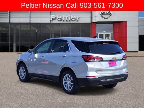Used 2022 Chevrolet Equinox LT image 4