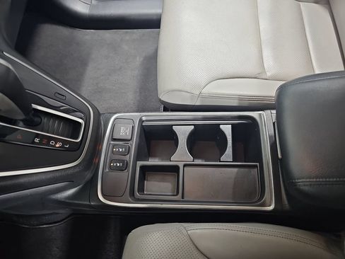 Used 2016 Honda CR-V Touring image 30