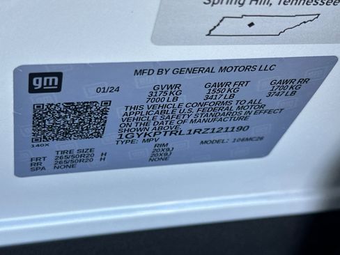 Certified 2024 Cadillac Lyriq Sport w/ LPO, Floor Liner Package AWD/4WD image 54