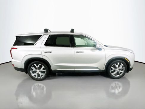 Used 2021 Hyundai Palisade SEL w/ Premium Package FWD image 4