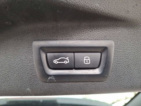 Used 2024 BMW X7 xDrive40i w/ Executive Package image 31