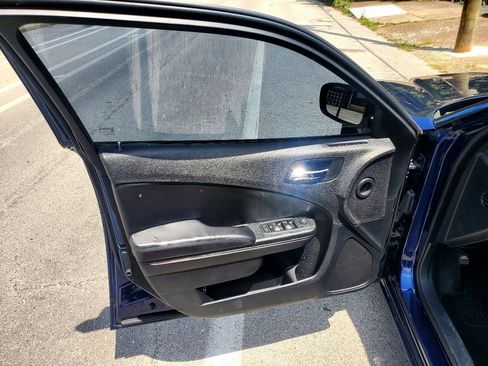 Used 2014 Dodge Charger SE image 12