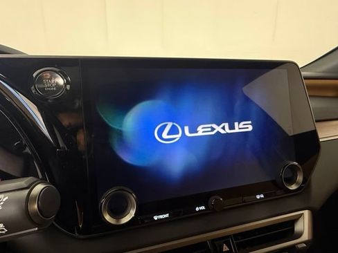 Used 2025 Lexus RX 350 Premium w/ Accessory Package (Z1) FWD image 25