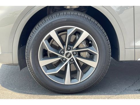 Used 2023 Audi Q5 2.0T Premium Plus AWD/4WD image 10