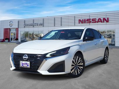 New 2025 Nissan Altima 2.5 SV