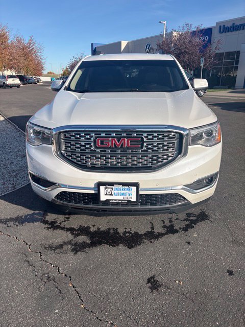 Used 2017 GMC Acadia Denali AWD/4WD image 10