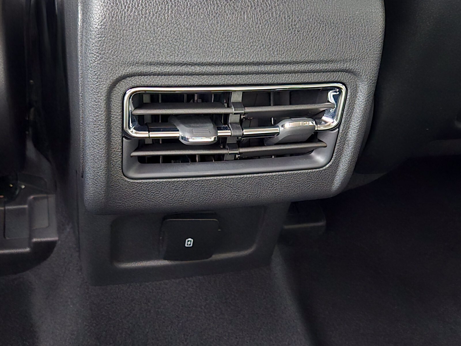 Used 2026 Lincoln Corsair Grand Touring AWD/4WD image 15