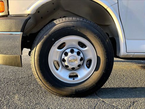 New 2025 Chevrolet Express 2500 w/ Driver Convenience Package image 8