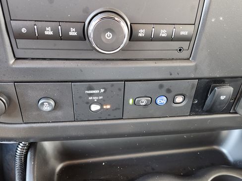 New 2025 Chevrolet Express 3500 w/ Power Convenience Package image 19