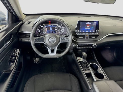 Used 2021 Nissan Altima 2.5 SV image 17
