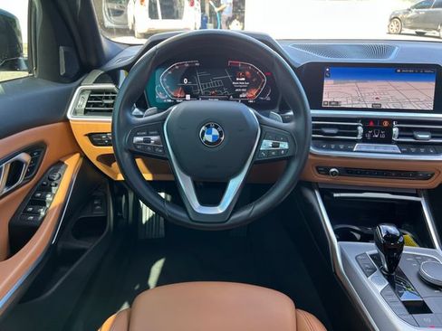 Used 2022 BMW 330i Sedan w/ Driving Assistance Package RWD image 12