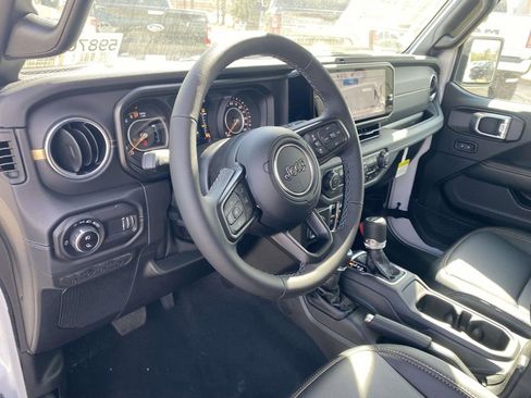 New 2026 Jeep Gladiator Sport AWD/4WD image 45
