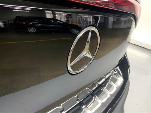 Used 2024 Mercedes-Benz EQB 250+ image 7
