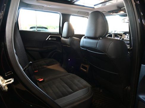 Used 2024 Mitsubishi Outlander SE Black Edition AWD/4WD image 24