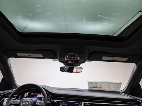 New 2026 Audi Q8 Prestige image 18