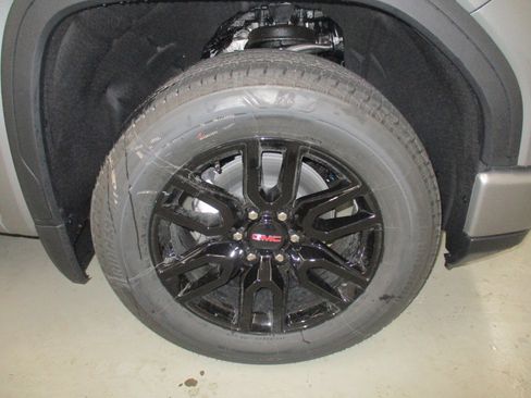 New 2026 GMC Sierra 1500 Elevation AWD/4WD image 4