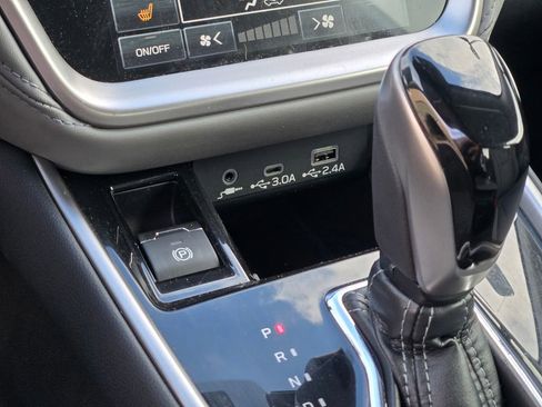 Used 2024 Subaru Legacy Premium image 33