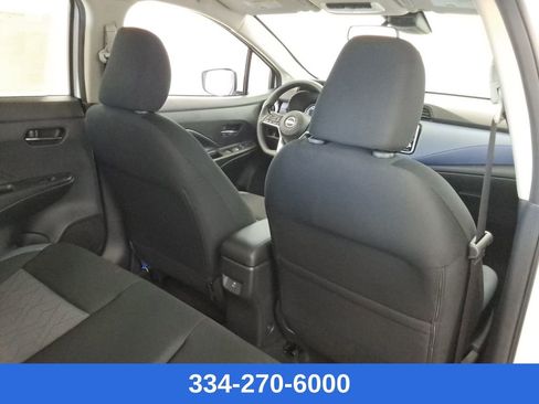 New 2025 Nissan Versa SV w/ Trunk Package image 20