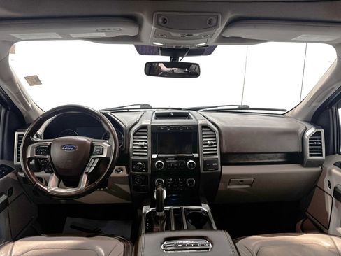 Used 2019 Ford F150 Limited image 2