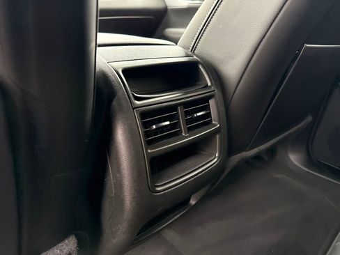 Used 2025 Cadillac XT5 Premium Luxury image 13