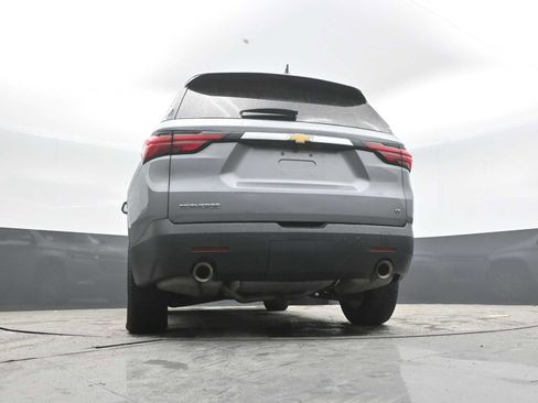 Used 2023 Chevrolet Traverse LT FWD image 30