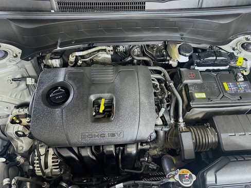 Used 2025 Kia Seltos S image 34