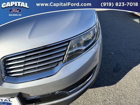 Used 2017 Lincoln MKX Select w/ Select Plus Package image 11