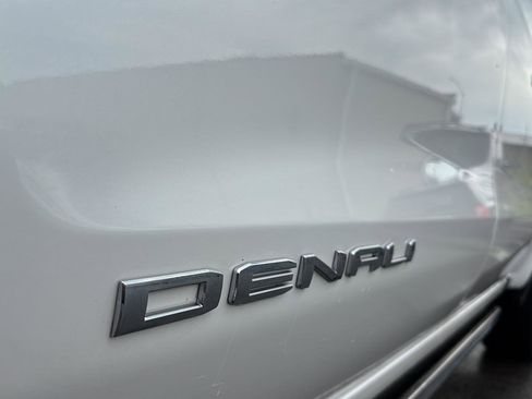 Used 2023 GMC Sierra 1500 Denali image 11