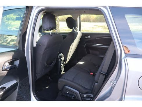 Used 2015 Dodge Journey FWD image 7