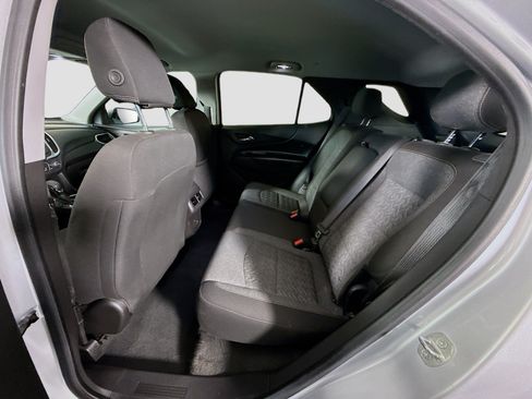 Used 2022 Chevrolet Equinox LT FWD image 25