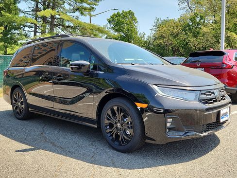 New 2026 Honda Odyssey Sport-L image 2