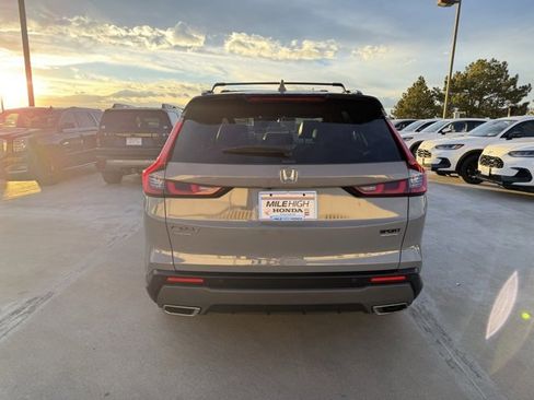 Used 2025 Honda CR-V Sport Touring image 6