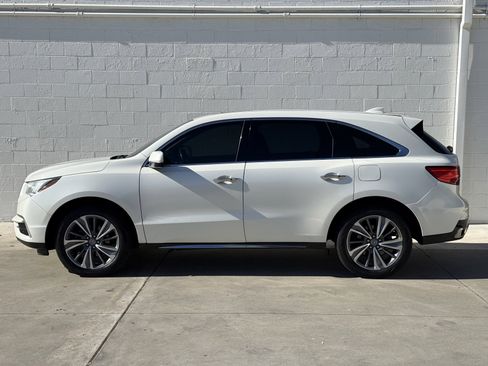 Used 2018 Acura MDX SH-AWD w/Technology Pkg image 4